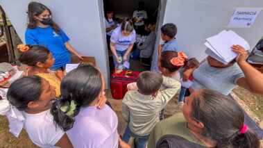 farmacia crowd